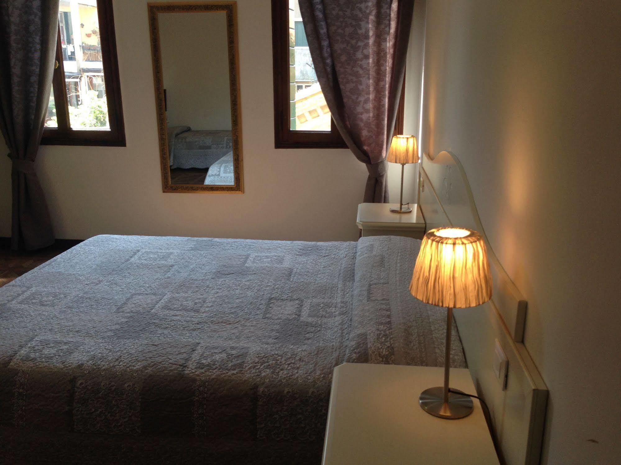 Guest House Loredana Венеція Екстер'єр фото